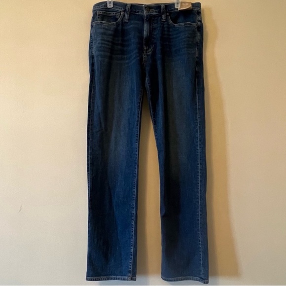 Madewell 33x32 Straight Leg Jeans - Picture 1 of 8